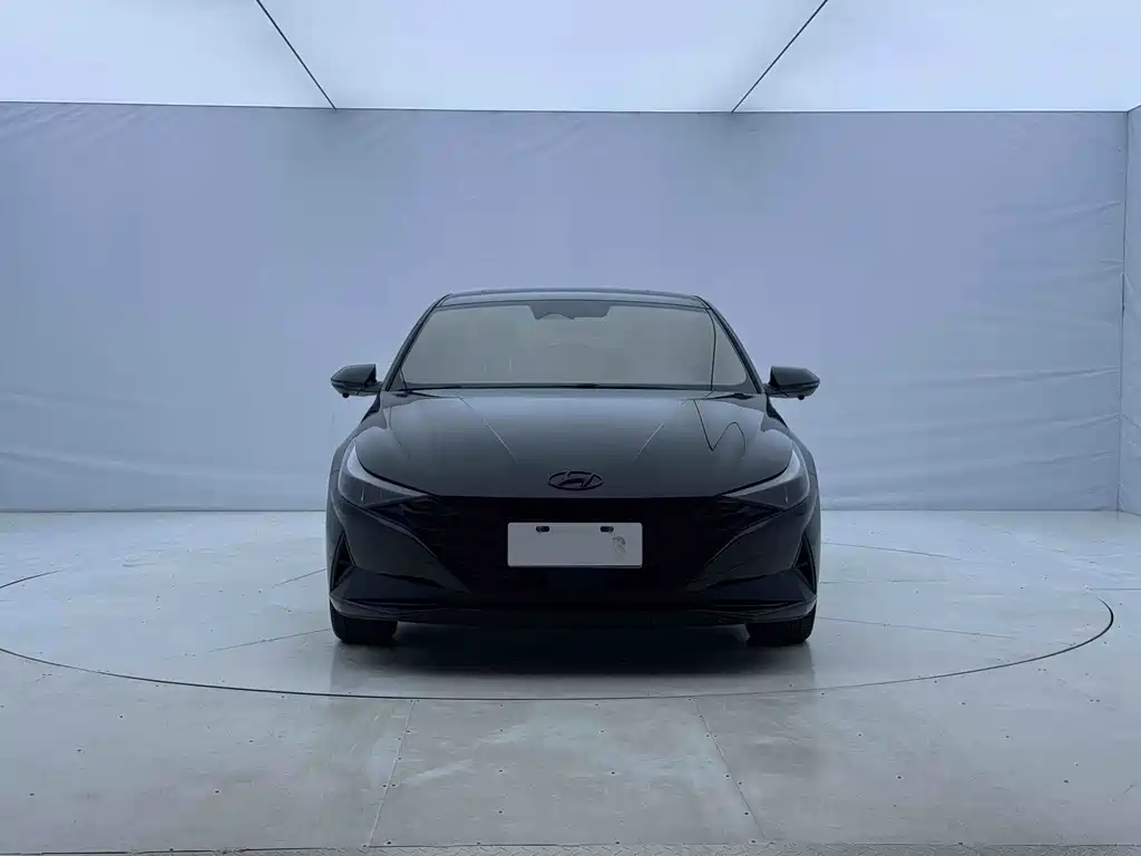 Hyundai Elantra — миниатюра 2