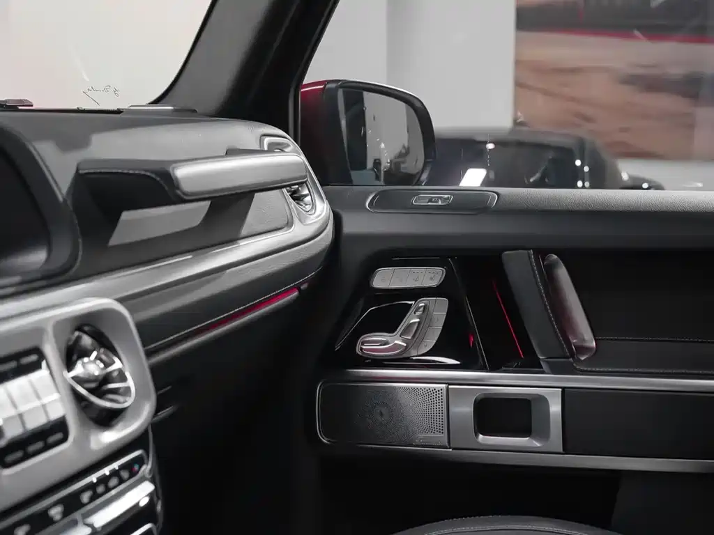 MERCEDES-BENZ G CLASS