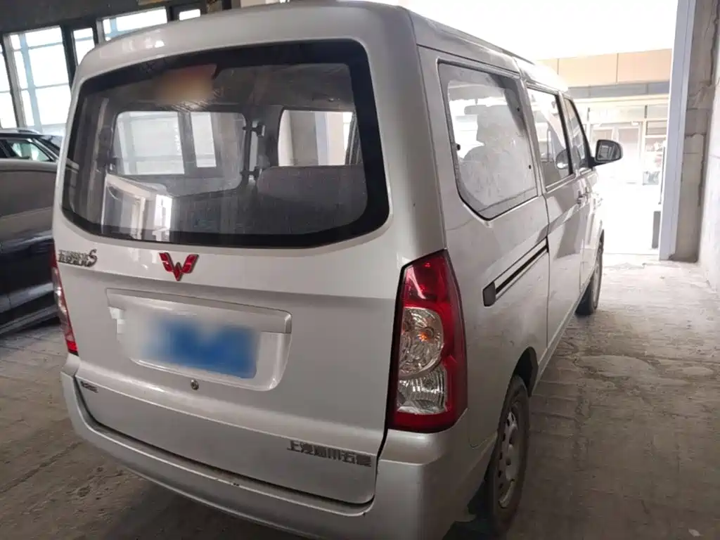 Wuling Rongguang — миниатюра 10