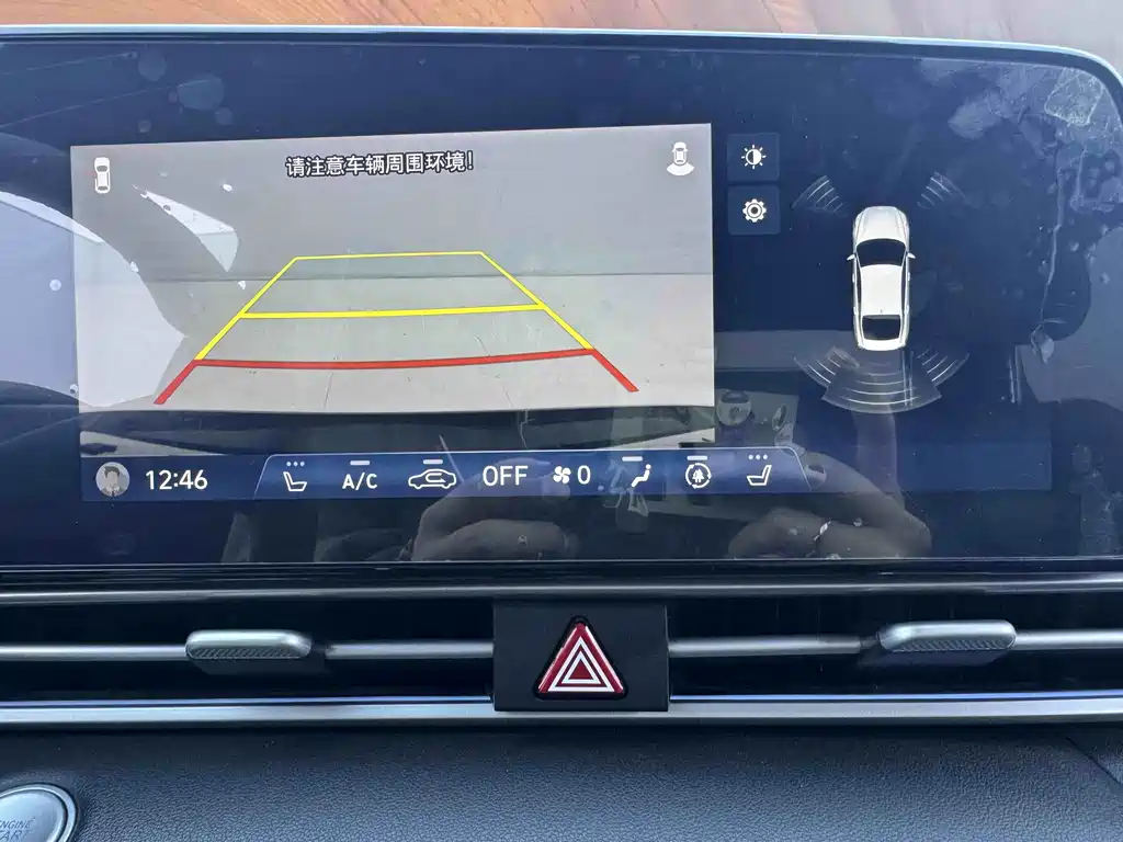 Hyundai Elantra — миниатюра 21