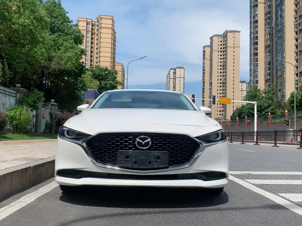 Mazda 3 Axela — миниатюра 2