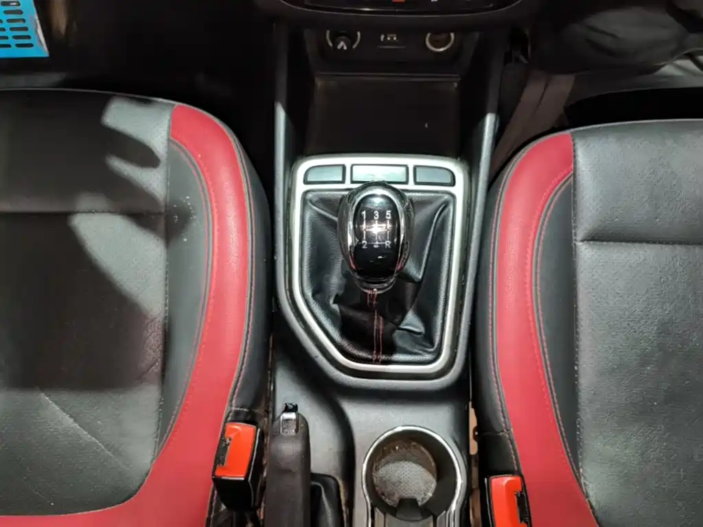 Changan Eado XT — миниатюра 14