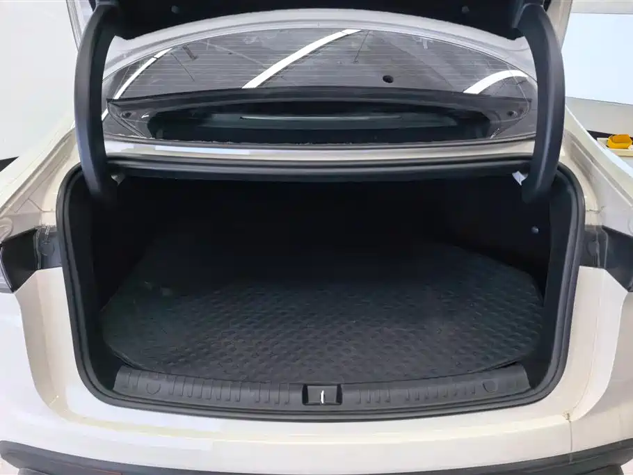 BYD SEAL 06 NEW ENERGY