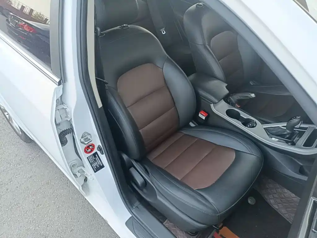 Geely Vision — миниатюра 25