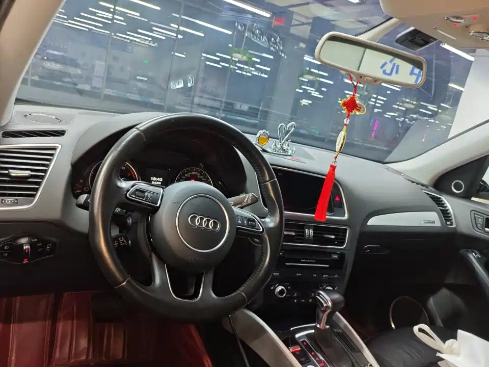 Audi Q5 2013 45 TFSI quattro Sport