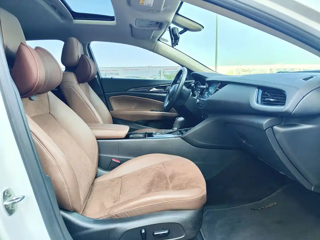 Buick Regal — миниатюра 5