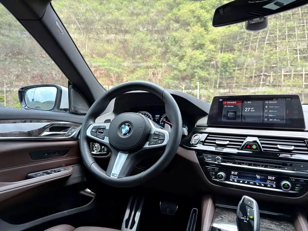 BMW 6 Series GT — миниатюра 11