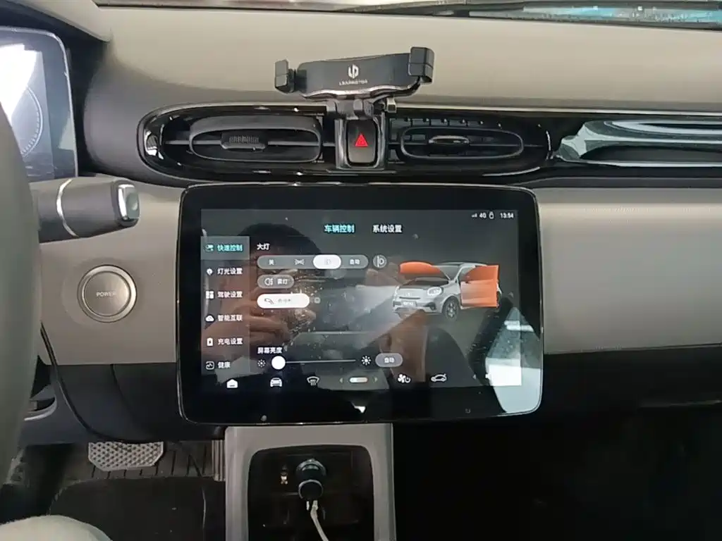 Leapmotor Leapmotor T03 — миниатюра 13