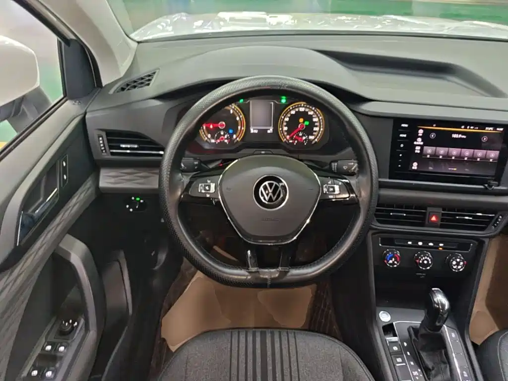 Volkswagen Tharu — миниатюра 11