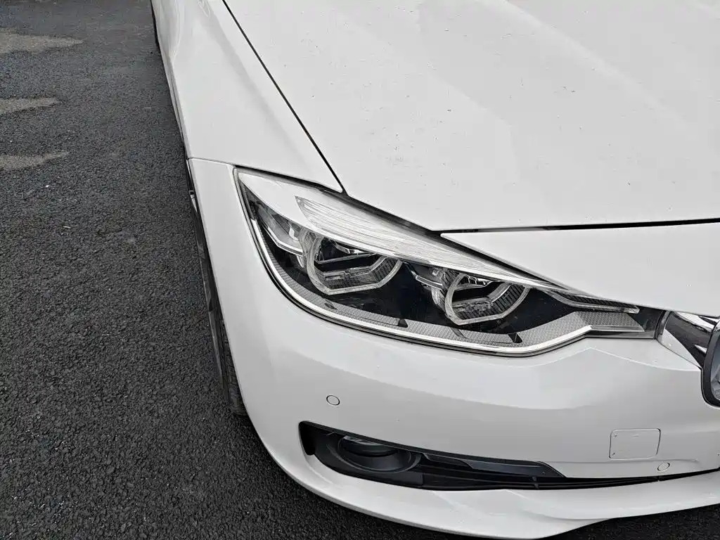 BMW 3 Series — миниатюра 7