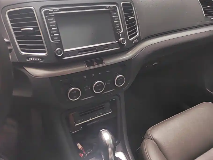 Volkswagen Sharan — миниатюра 12