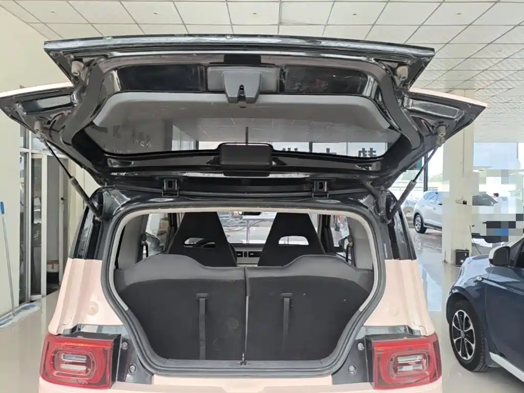 Wuling MINIEV — миниатюра 19