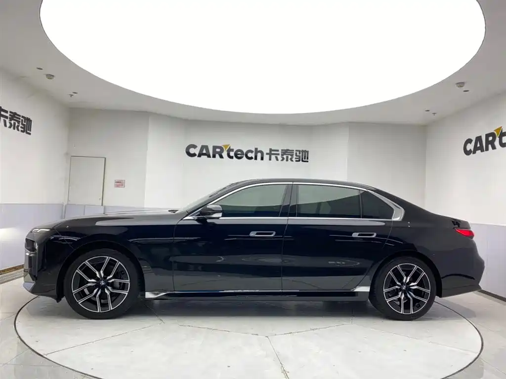 BMW 7 Series 7 2026 735Li M Sport