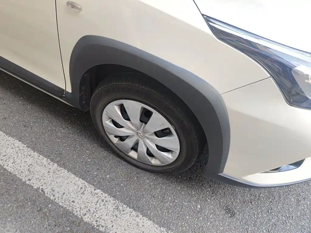 Toyota Yaris L — миниатюра 24