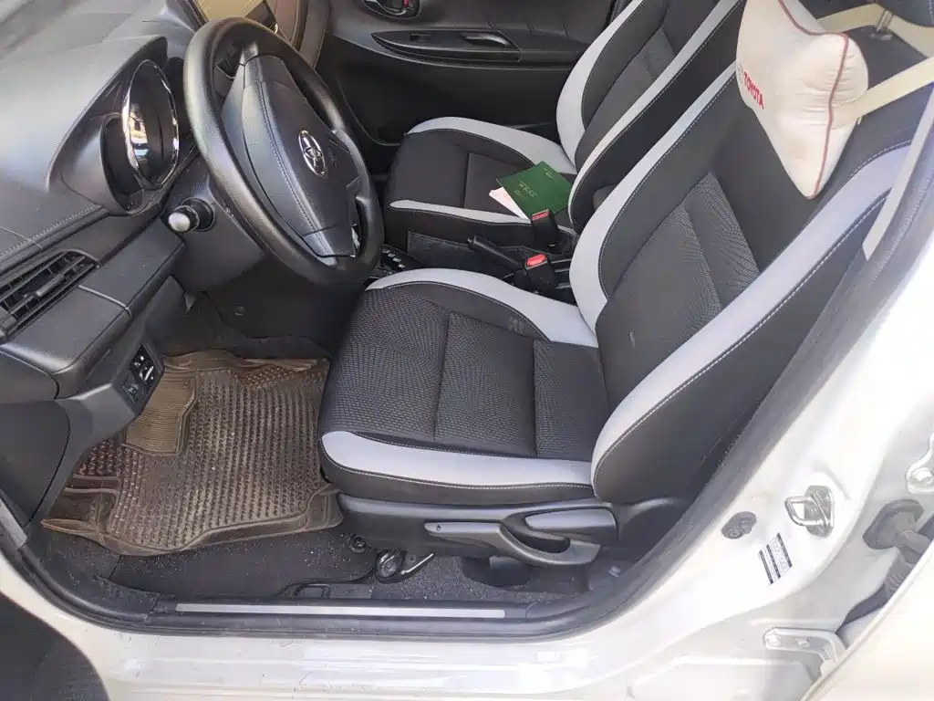 Toyota Yaris L — миниатюра 11
