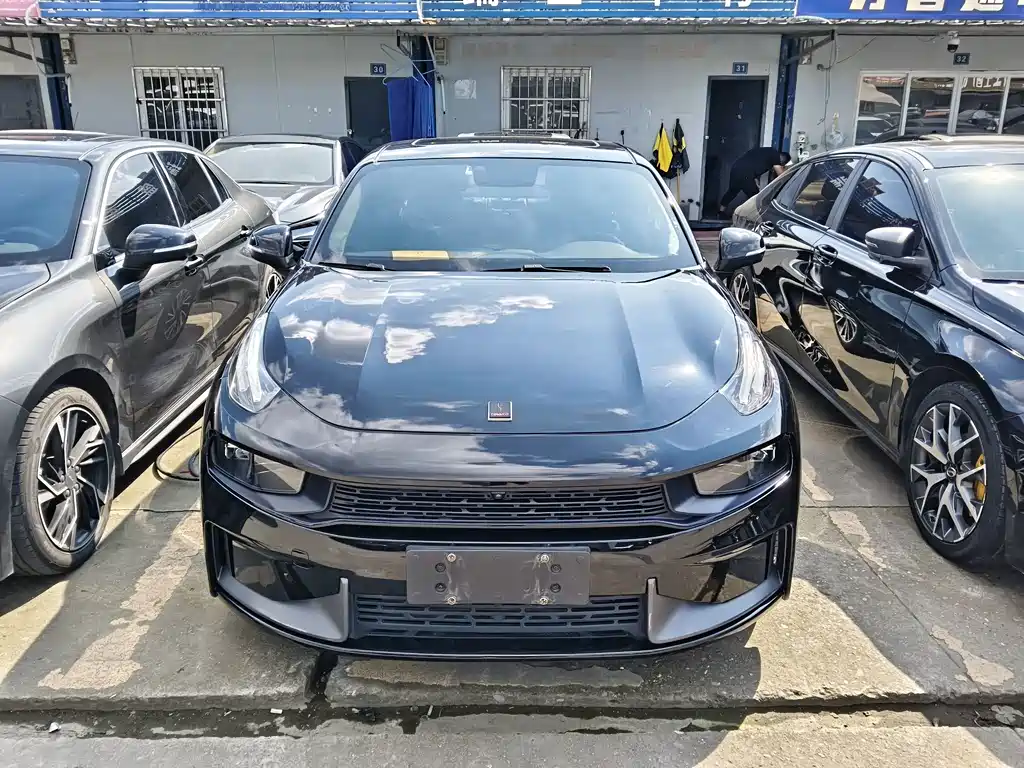 Lynk & Co 03 — миниатюра 2