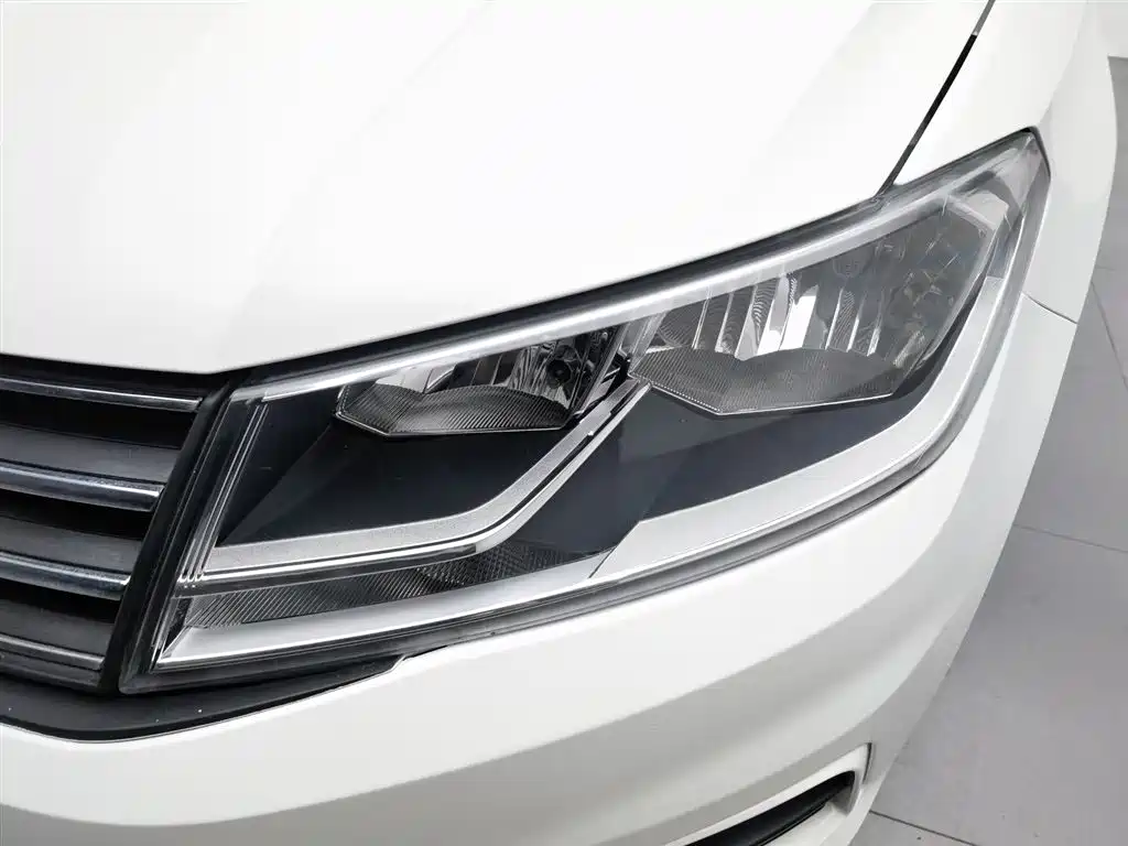 Volkswagen Santana 2018 1.5L MT Comfort