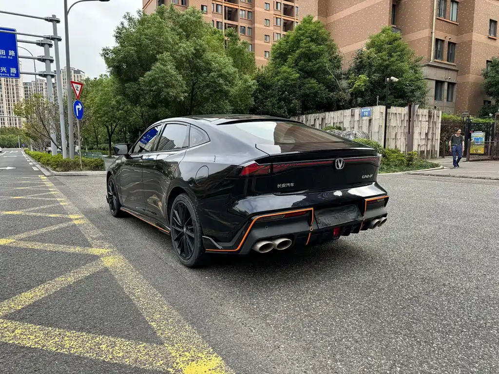 Changan UNI-V — миниатюра 11