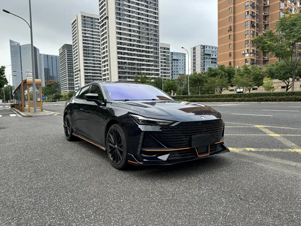 Changan UNI-V — миниатюра 3