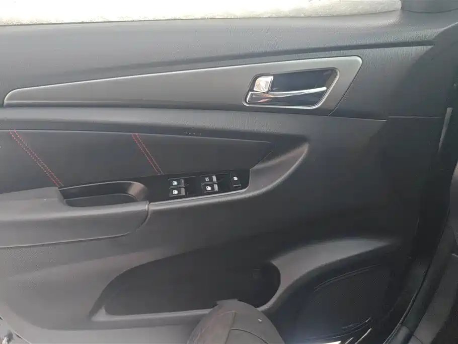 CHANGAN CHANGAN AUCHAN A600