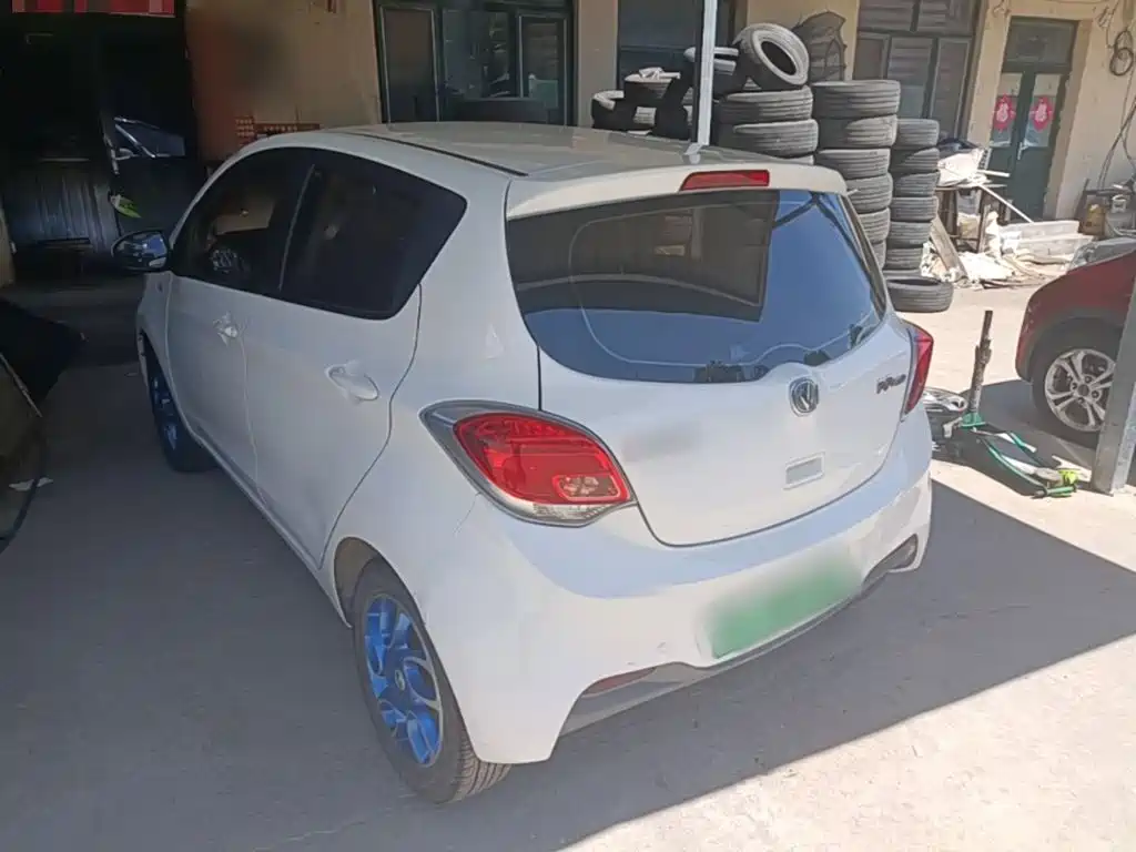 Changan EV — миниатюра 5
