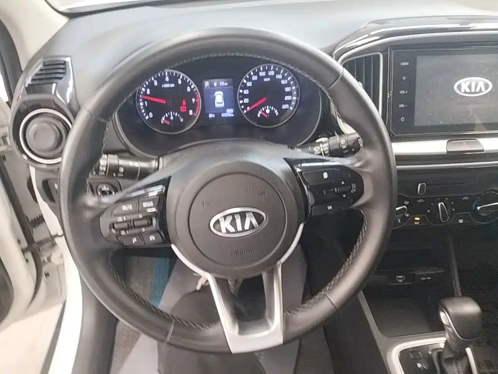 Kia KX1 — миниатюра 11