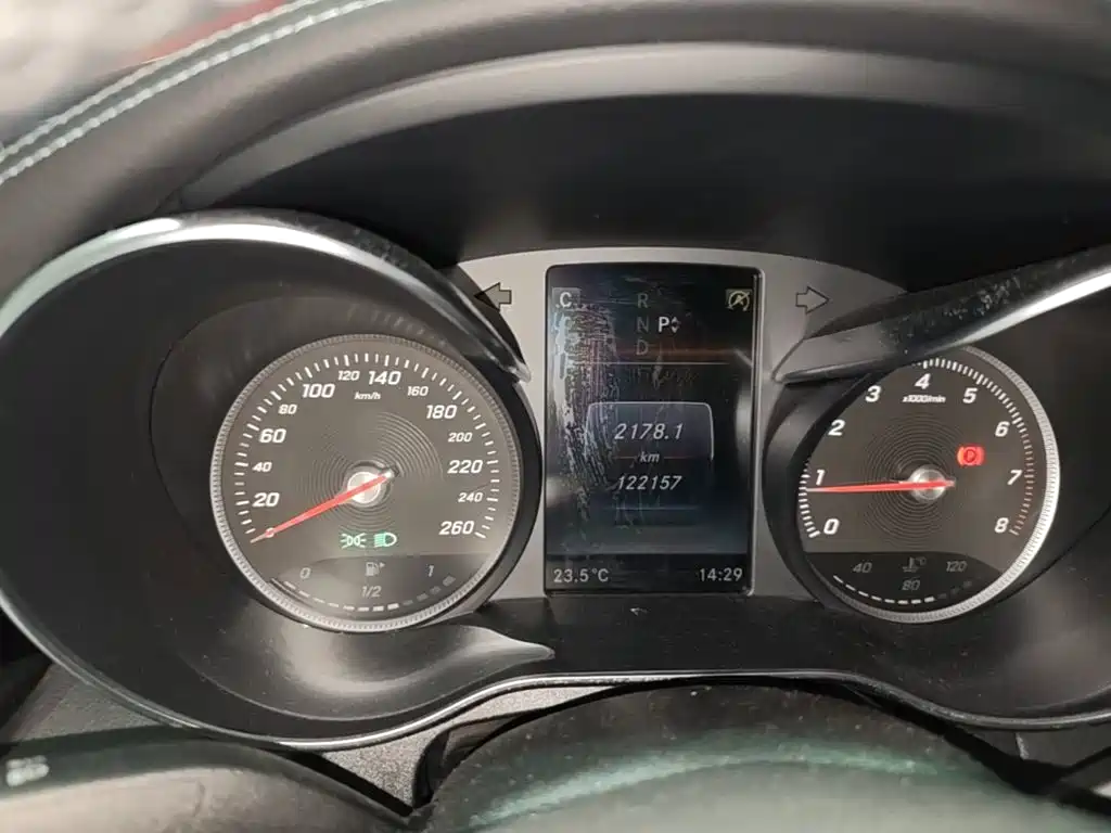 Mercedes-Benz C-Class — миниатюра 12