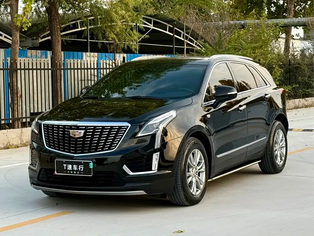 CADILLAC XT5