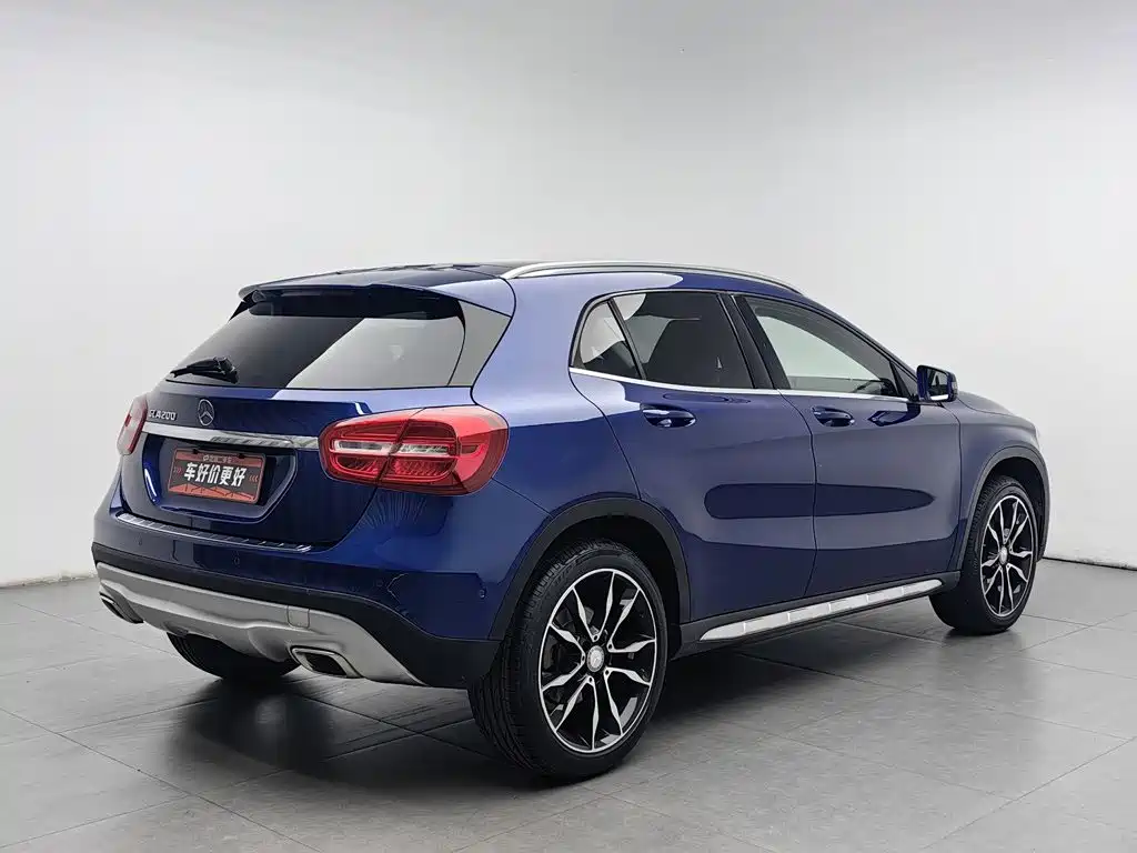 Mercedes-Benz GLA — миниатюра 2