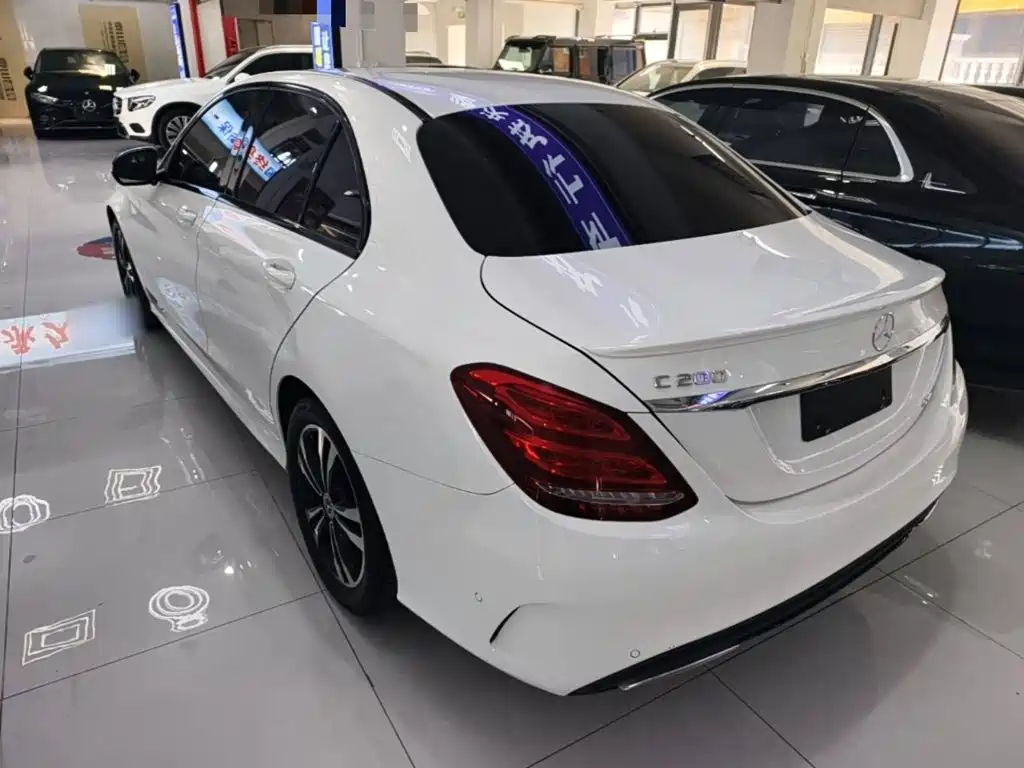 Mercedes-Benz C-Class — миниатюра 5