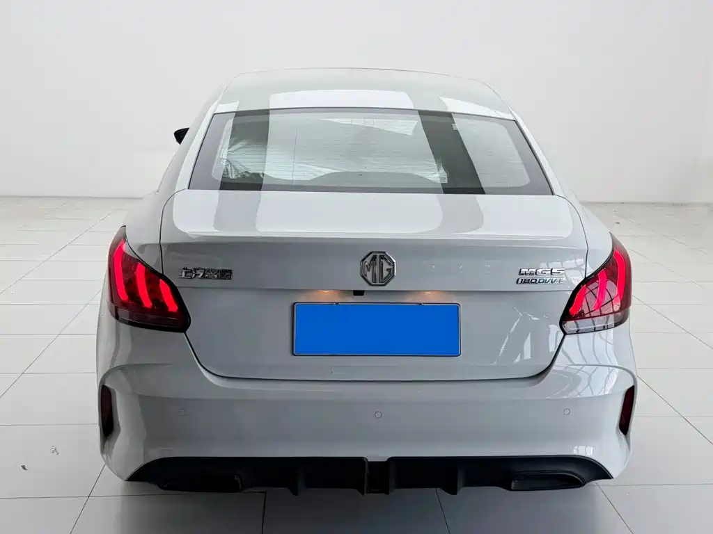 MG MG5 — миниатюра 8
