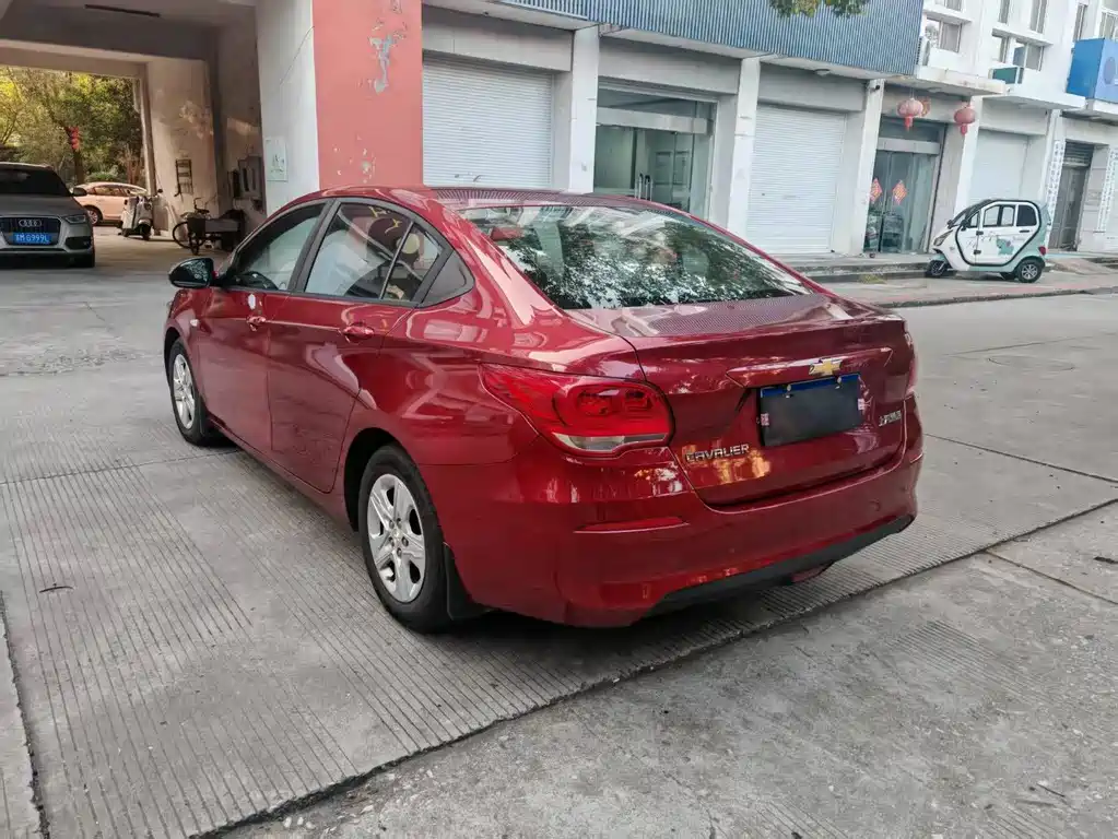 CHEVROLET CRUZE