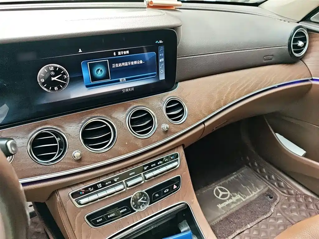 Mercedes-Benz E-Class E 2019 E 300 L Fashion