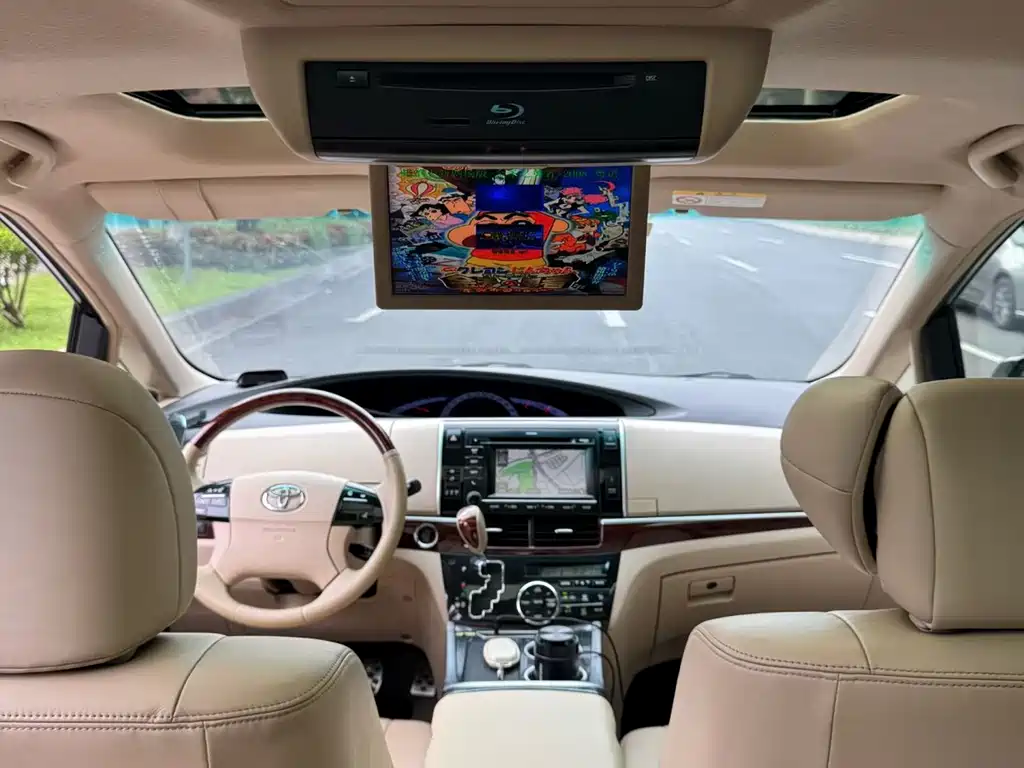 Toyota Previa 2018 2.4L Luxury