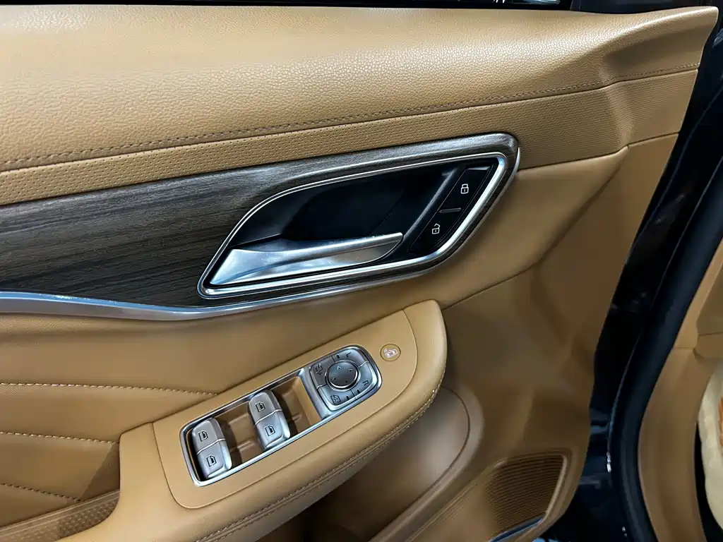 Roewe MARVEL X — миниатюра 7