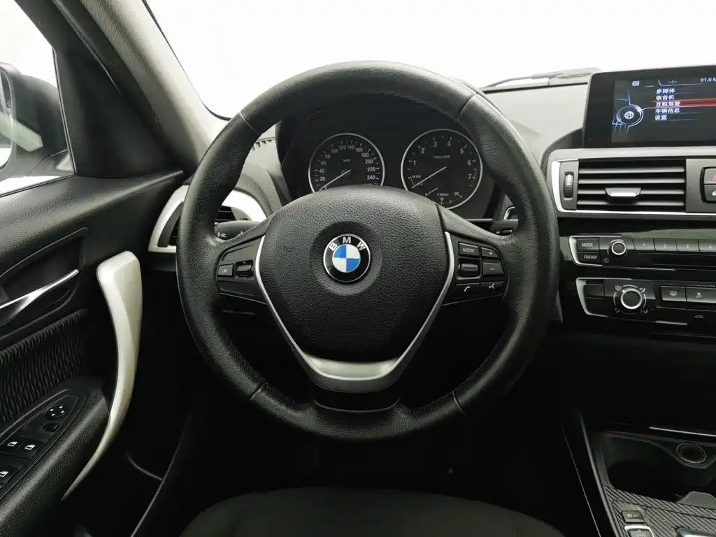 BMW 1 Series (Import) — миниатюра 11