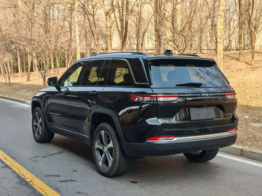 JEEP GRAND CHEROKEE 4XE