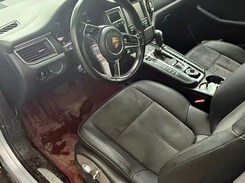 Porsche Macan — миниатюра 6