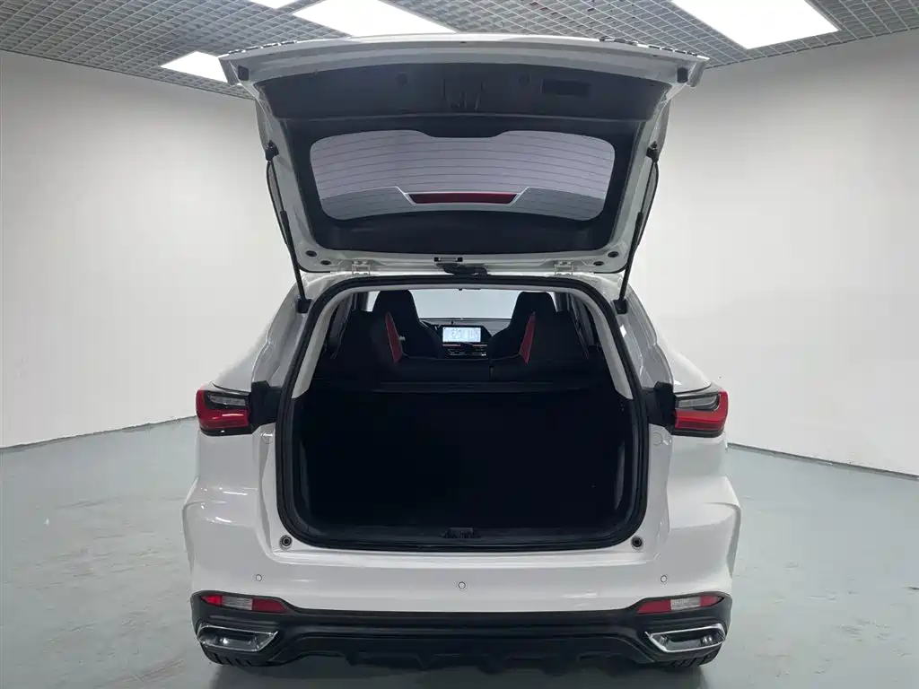 Oshan X5 2021 1.5T DCT Flagship