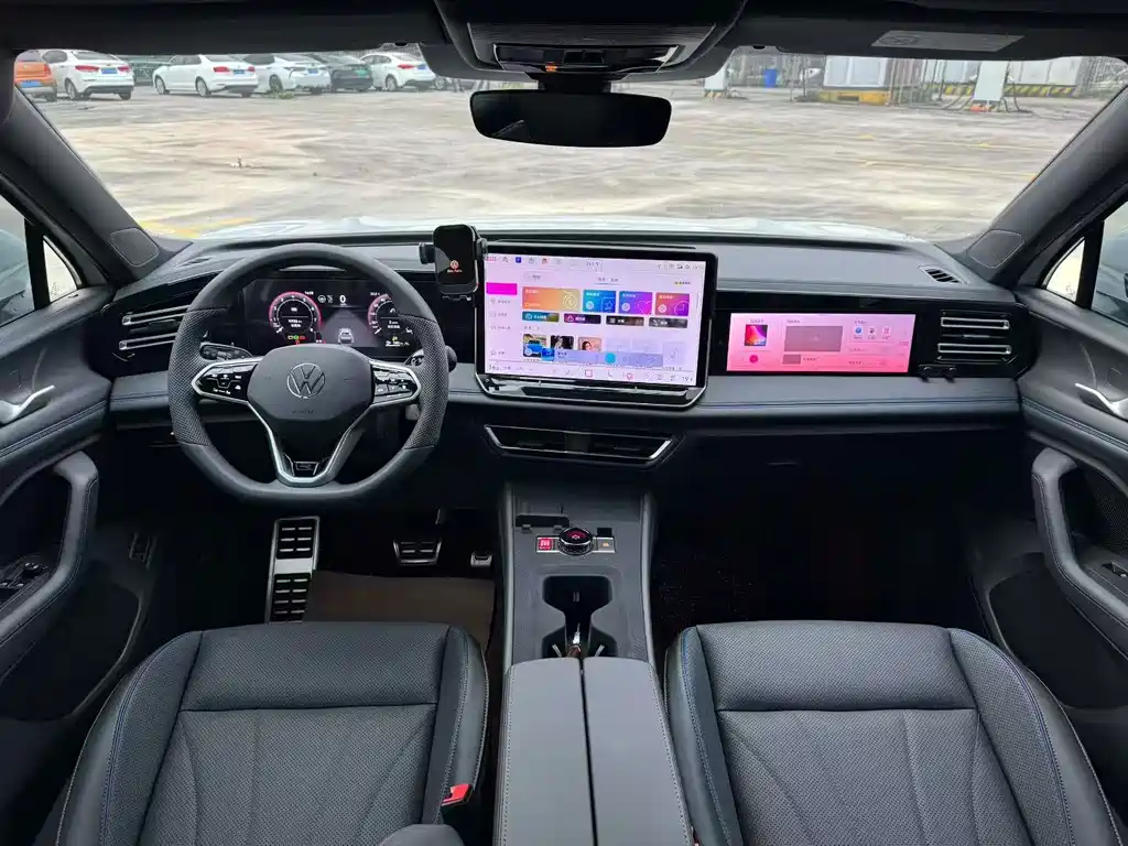 Volkswagen Tiguan L — миниатюра 5