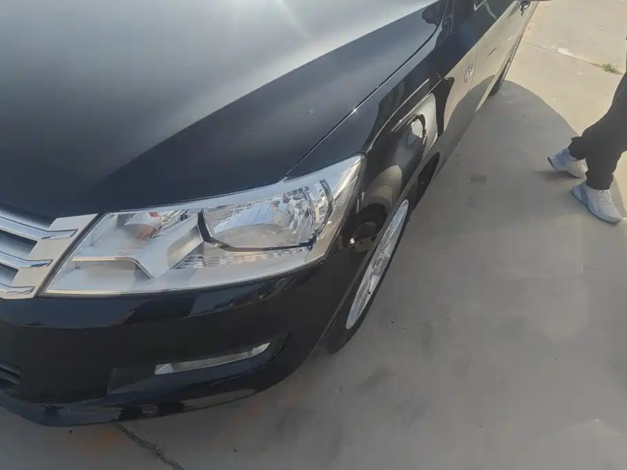 Volkswagen Santana — миниатюра 5