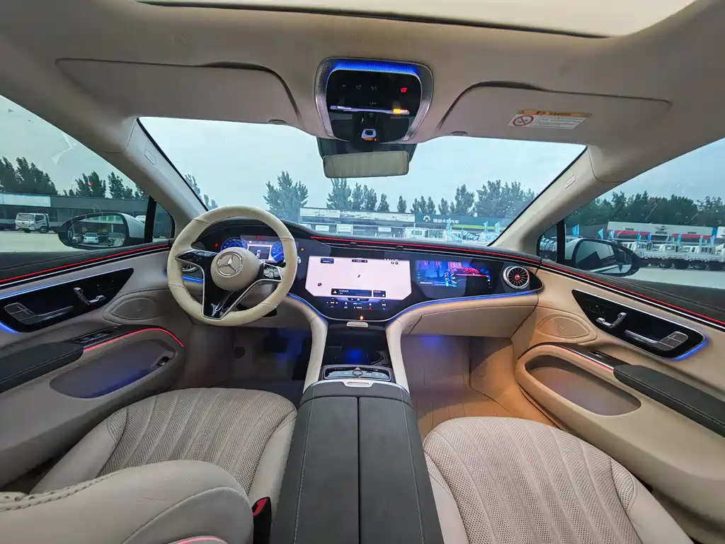 Mercedes-Benz EQS 2022 450+