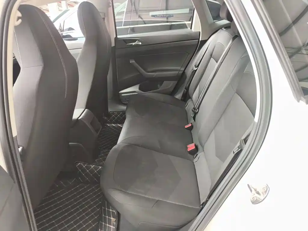 Volkswagen Polo — миниатюра 17