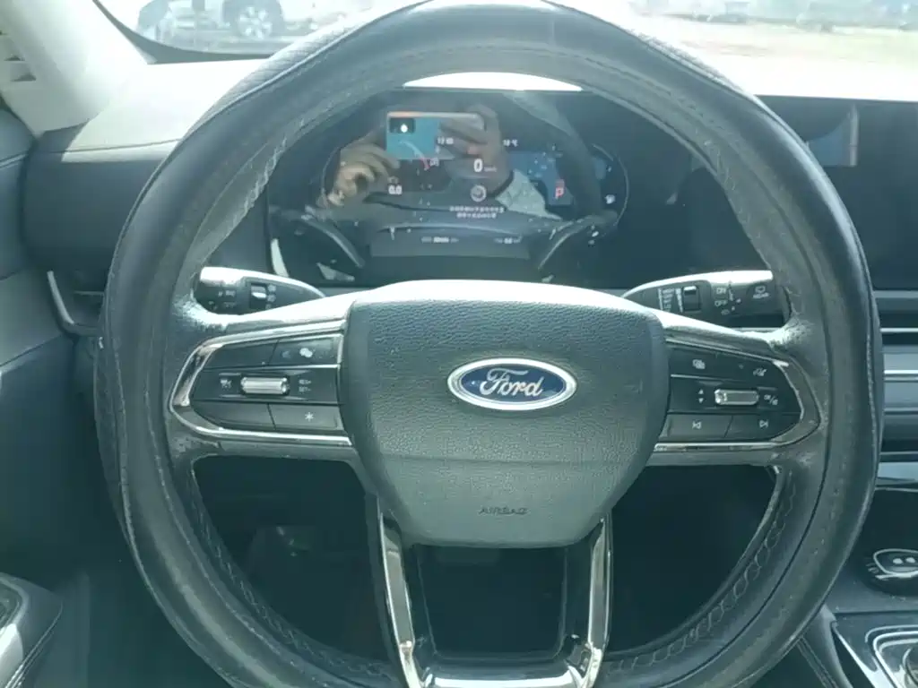 Ford Equator Sport — миниатюра 11