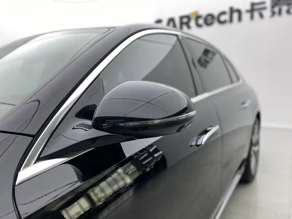 Mercedes-Benz E-Class 2024 — фото 13
