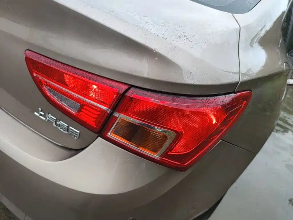 Buick Verano — миниатюра 8