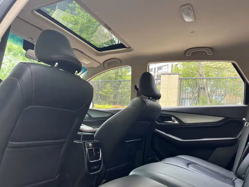 Baojun 560 — миниатюра 5
