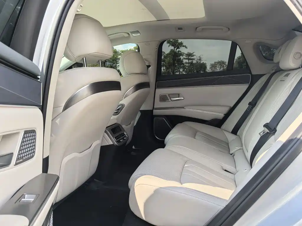 BYD Han L — миниатюра 9