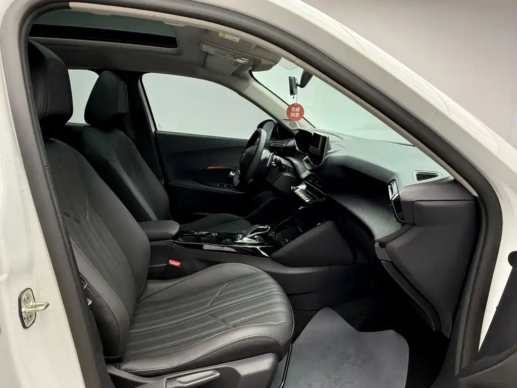 Peugeot 2008 — миниатюра 9