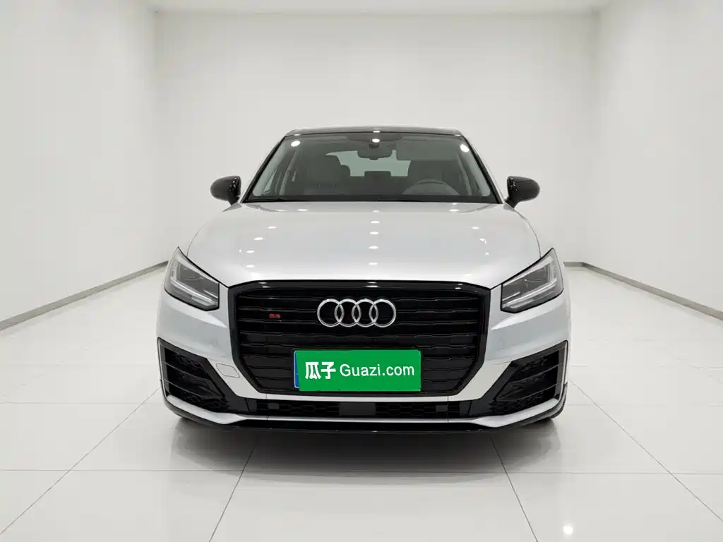 Audi Q2L — миниатюра 2